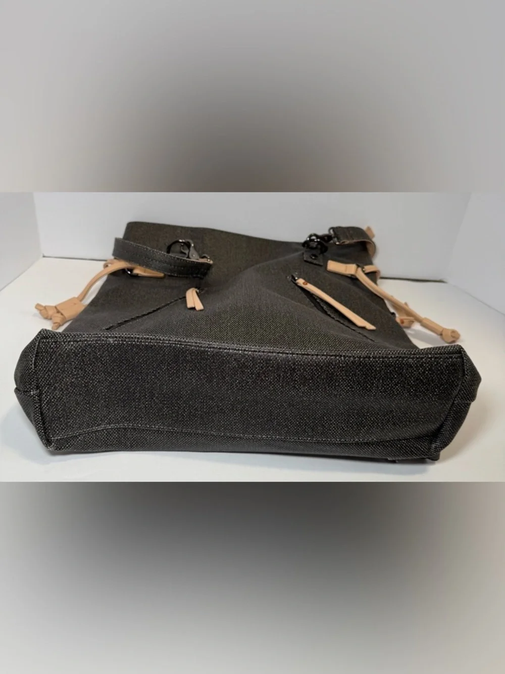 Sherpani Tempest: Tote Bag & Backpack Black Stone